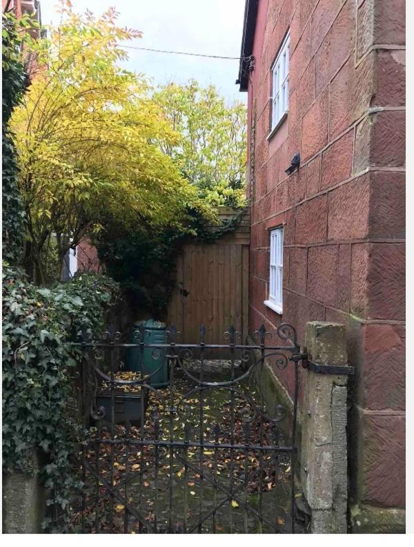 Pear Tree Cottage Courtyard Shrewsbury Exterior foto